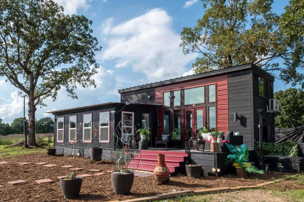 The Allure and Benefits of Connected Tiny Houses